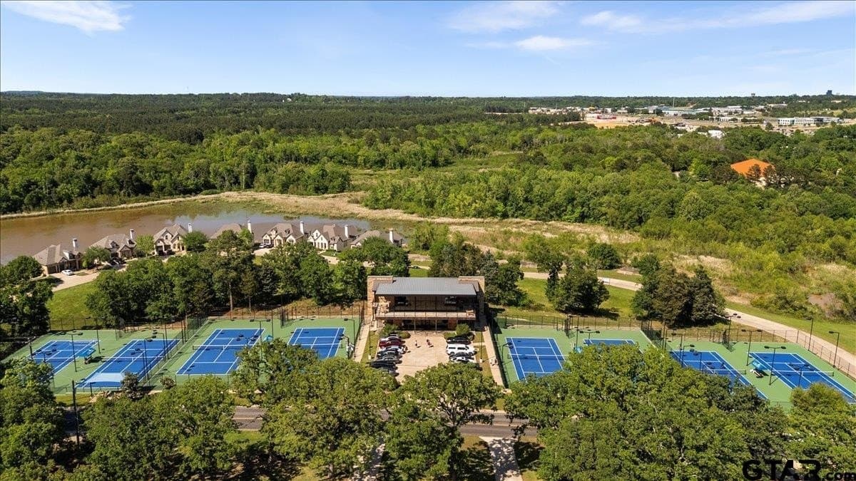 0.15 acres in Smith County - photo 10