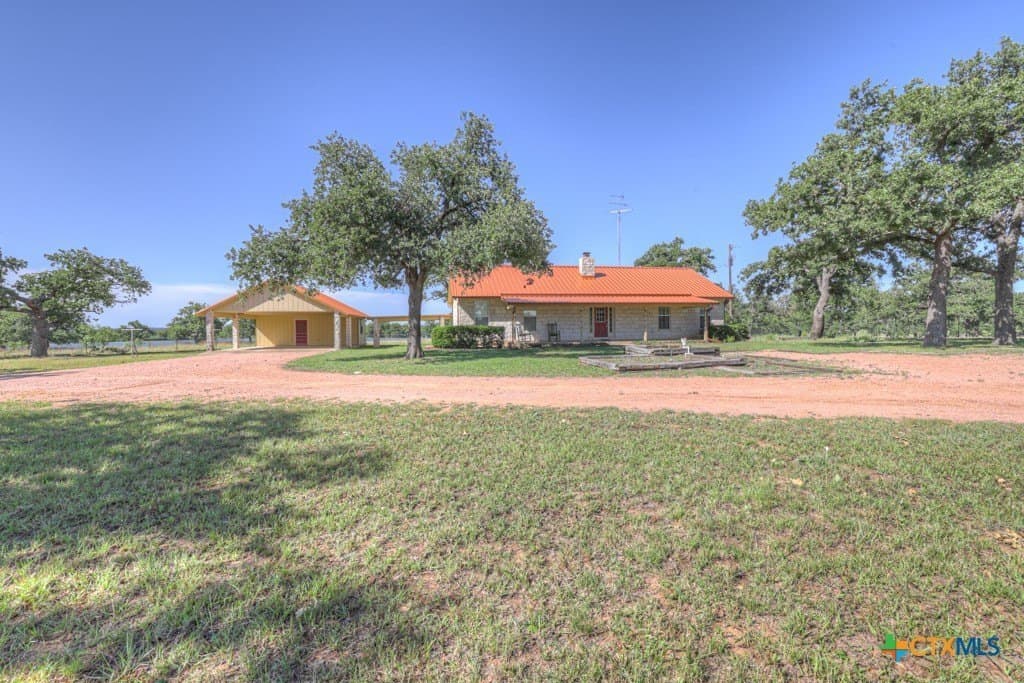 19.34 acres in Gillespie County gallery image 3