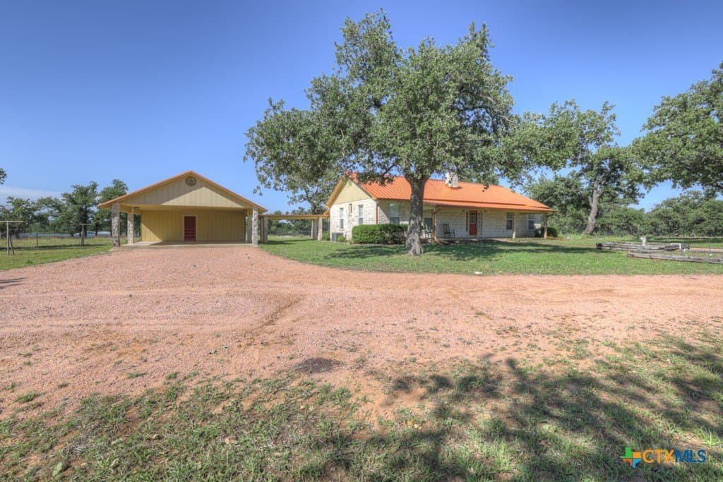 19.34 acres in Gillespie County featured view