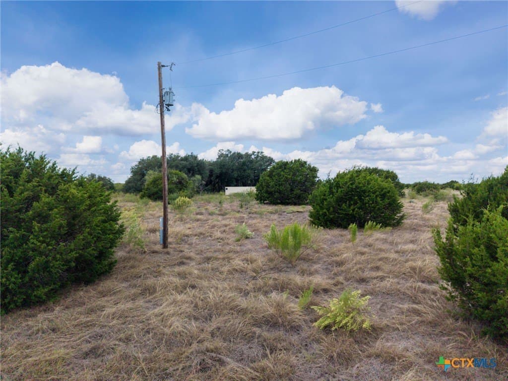 10.01 acres in Hamilton County - photo 9