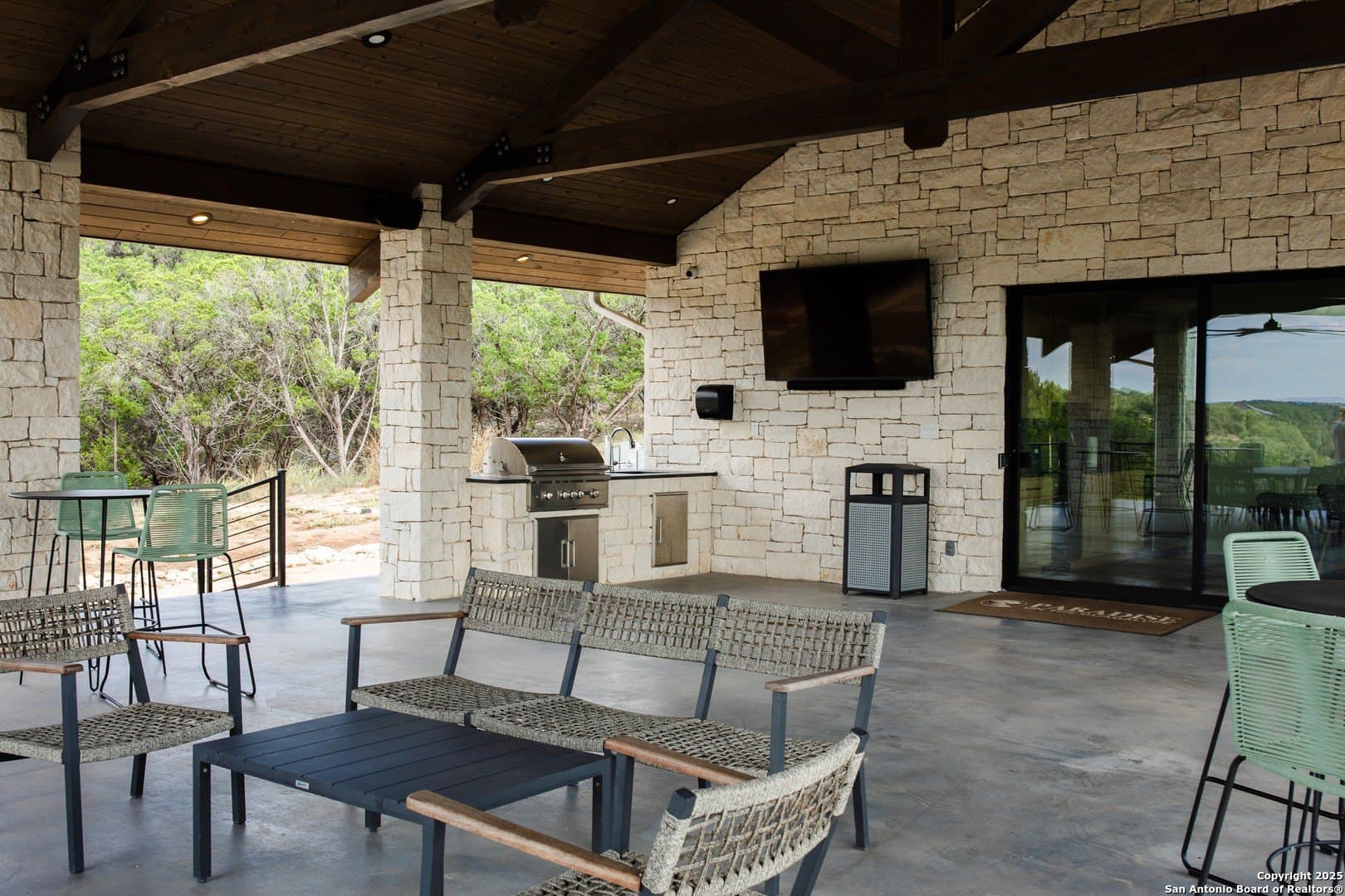 1.38 acres in Comal County - photo 17