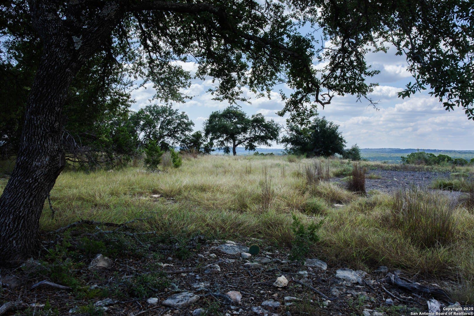 1.38 acres in Comal County - photo 6