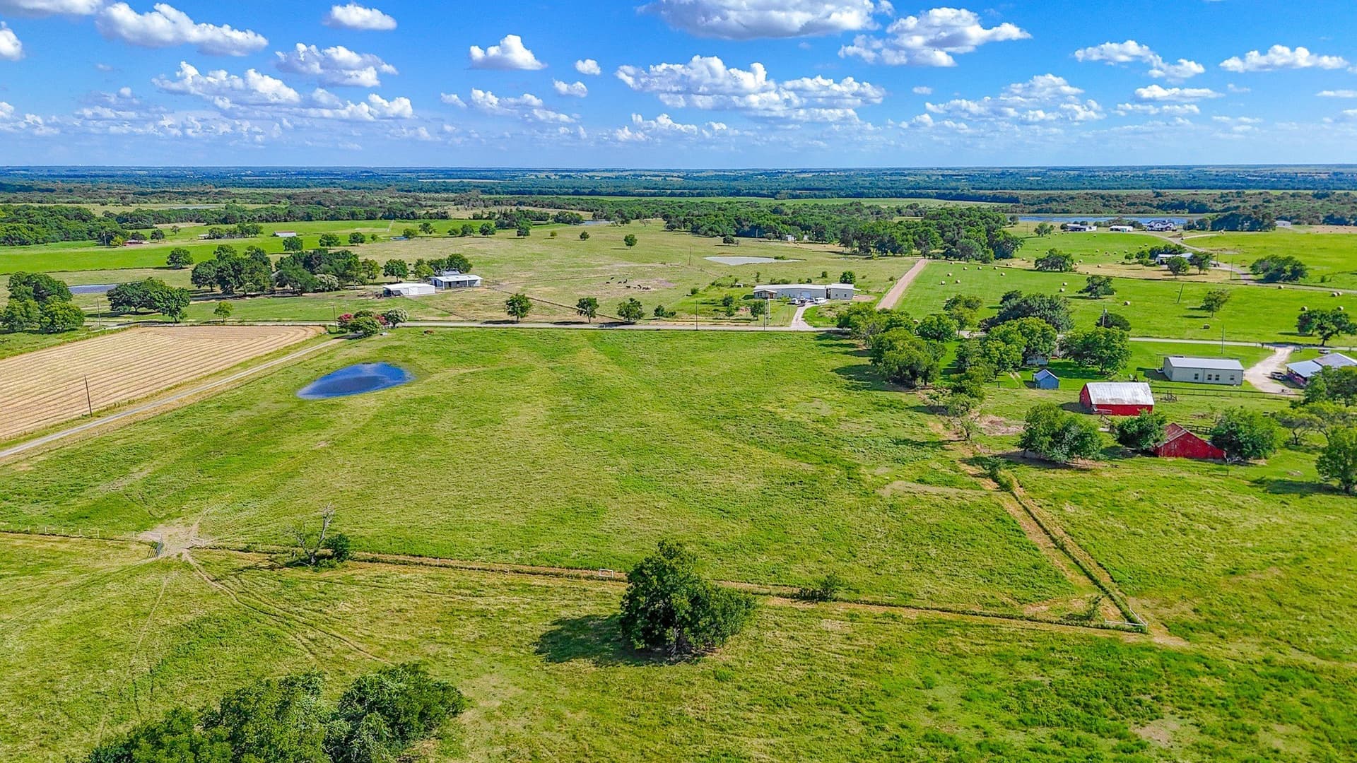 1.61 acres in Navarro County - photo 8