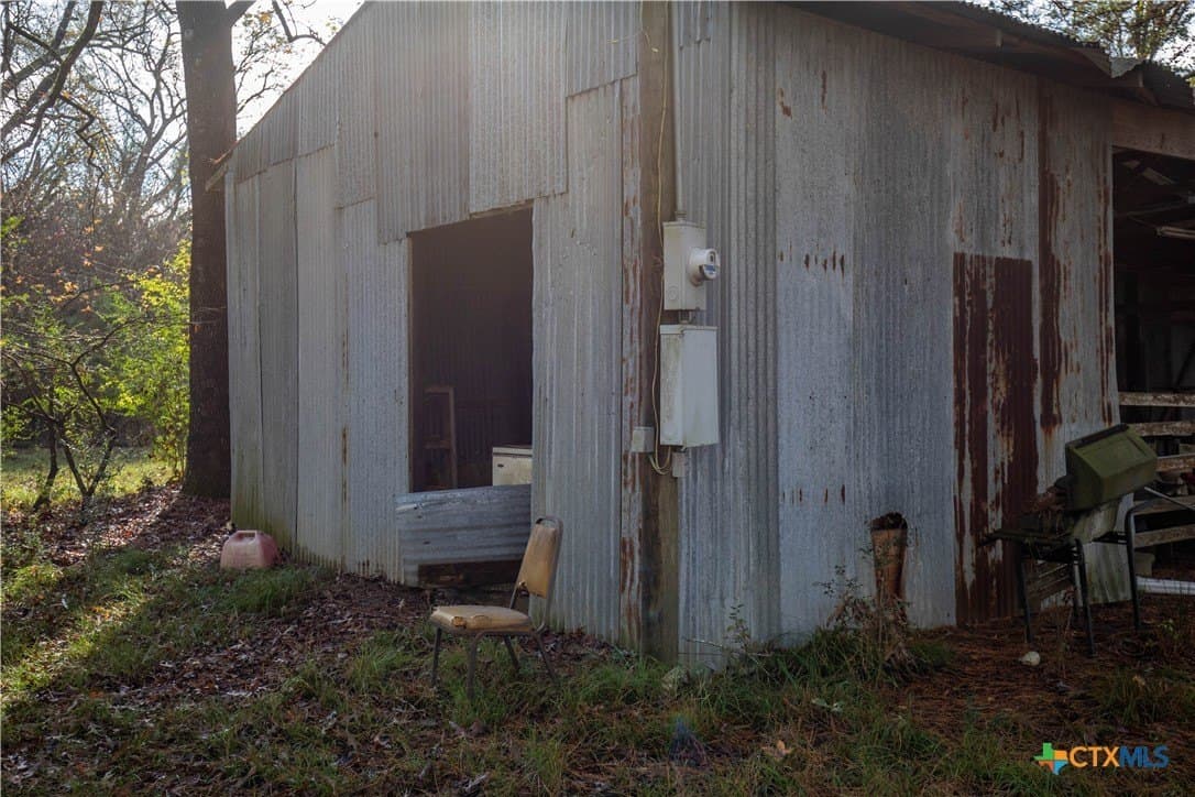 185 acres in Gregg County - photo 48