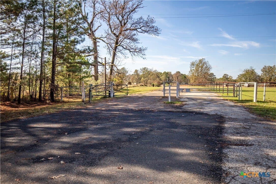 185 acres in Gregg County - photo 10