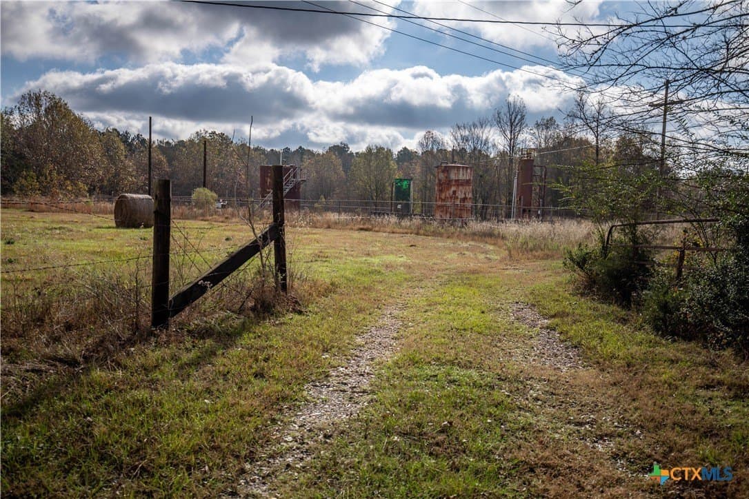 185 acres in Gregg County - photo 21