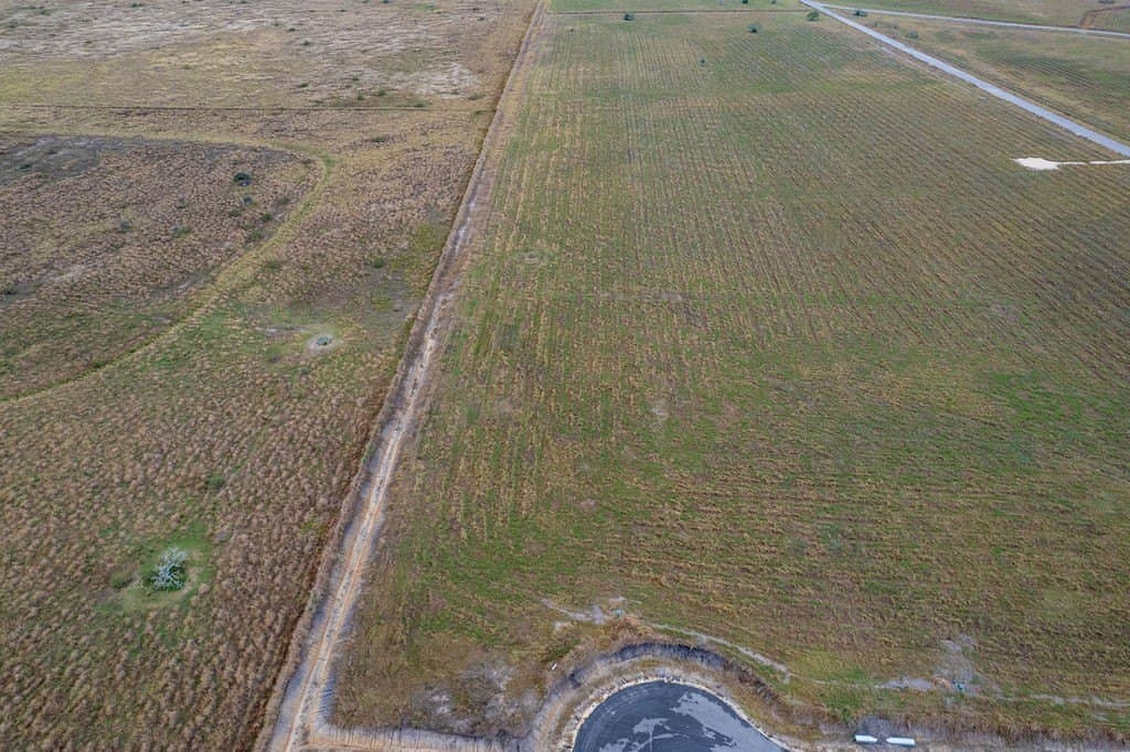 2.01 acres in Calhoun County gallery image 3