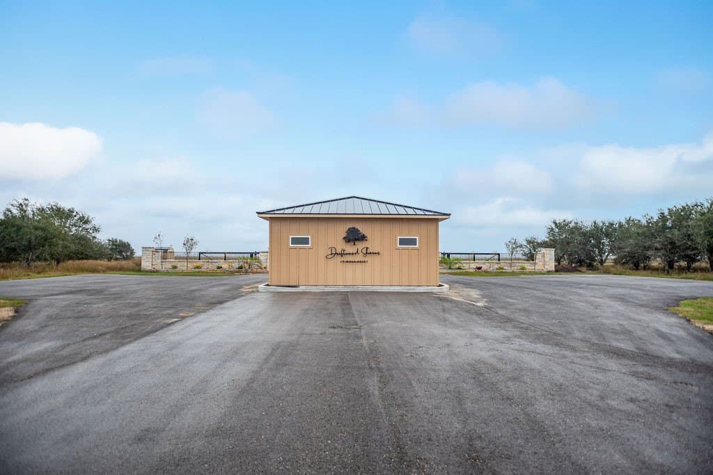 2.01 acres in Calhoun County - photo 10