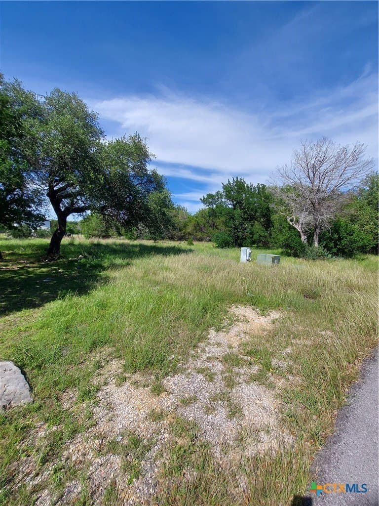 0.09 acres in Burnet County - photo 3