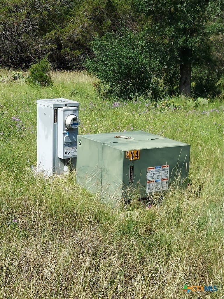 0.09 acres in Burnet County - photo 5
