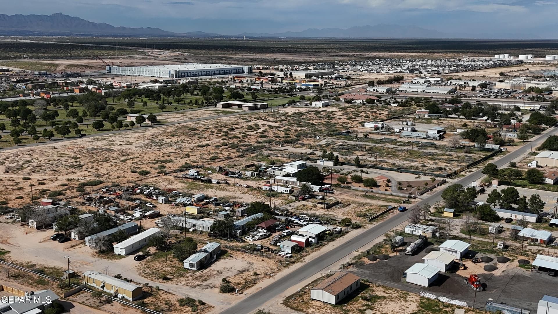1.18 acres in El Paso County gallery image 2