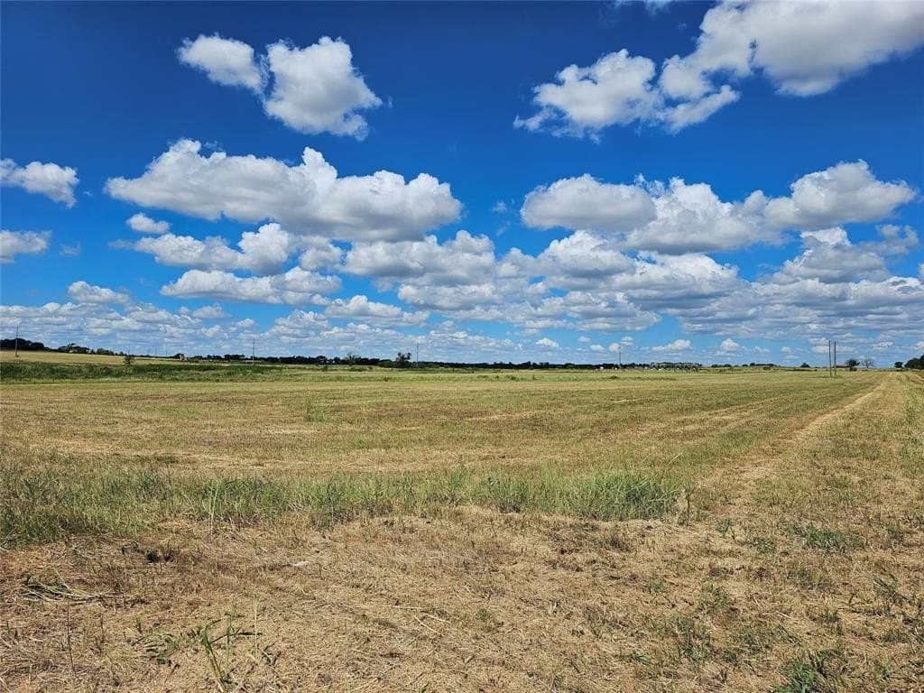 5 acres in Johnson County