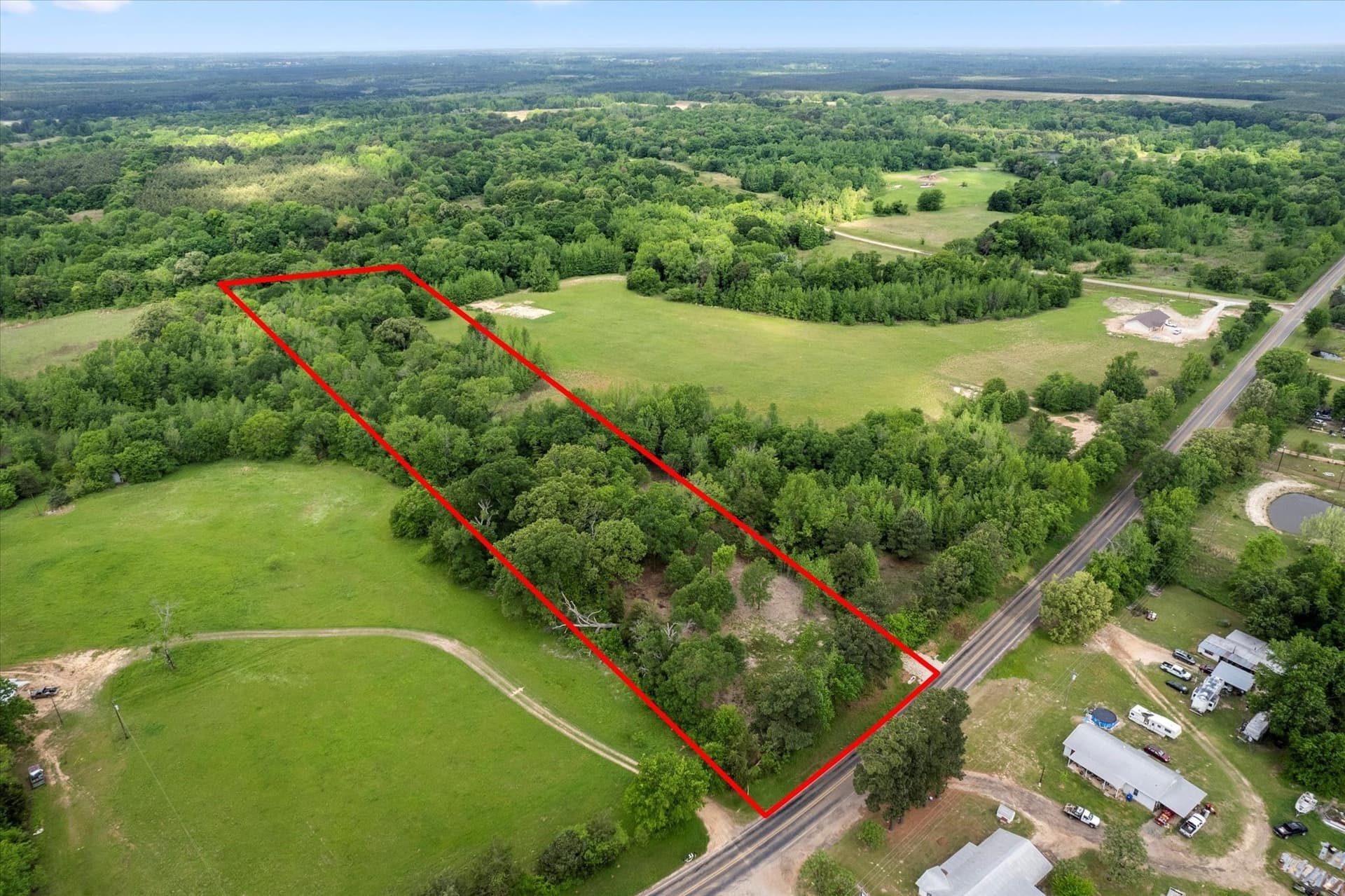 5.63 acres in Titus County gallery image 2