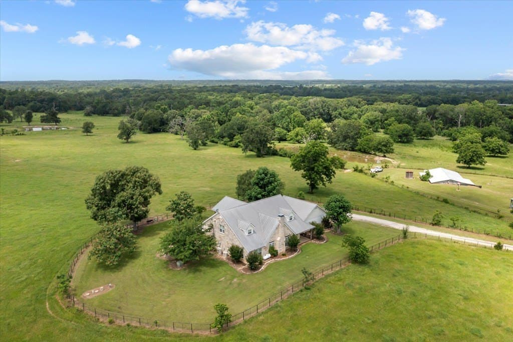 200.61 acres in Texas County gallery image 4