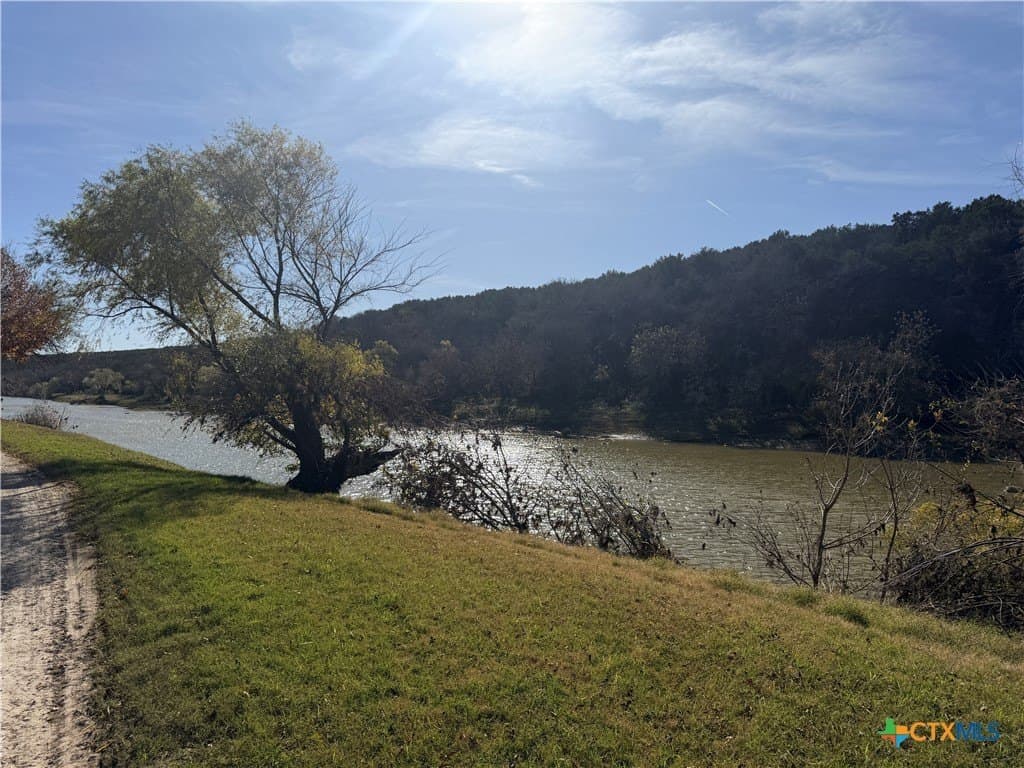 5.33 acres in Lampasas County - photo 17