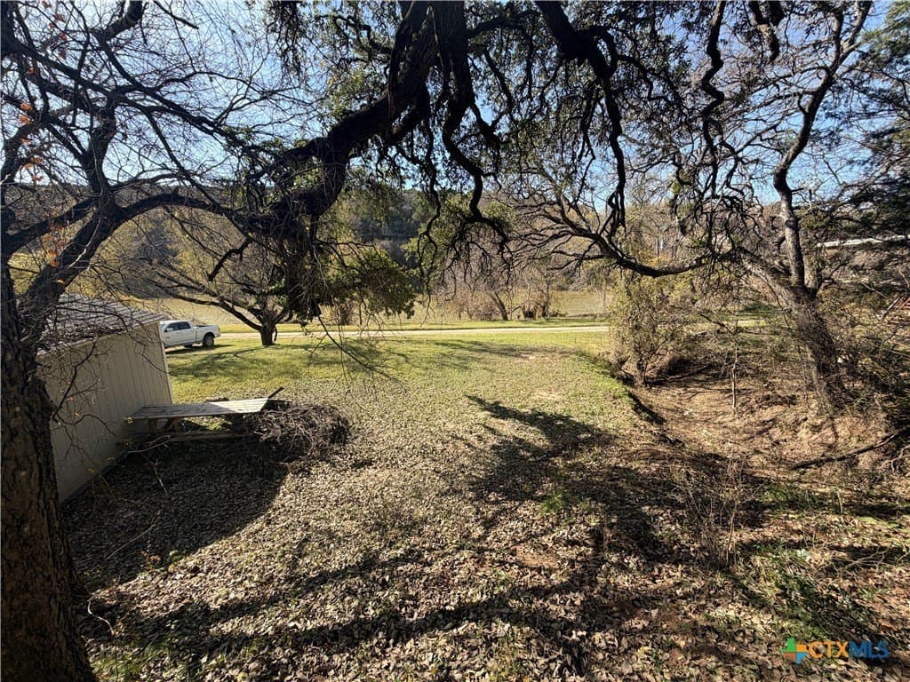 5.33 acres in Lampasas County - photo 12