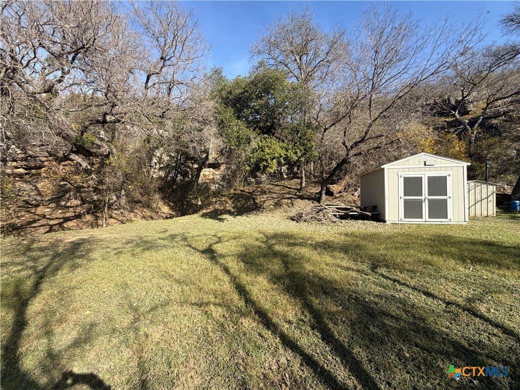 5.33 acres in Lampasas County - photo 8