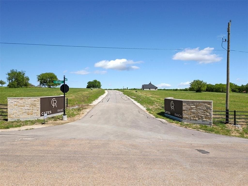 2.03 acres in Johnson County gallery image 2