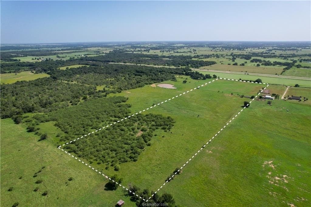 22 acres in Robertson County