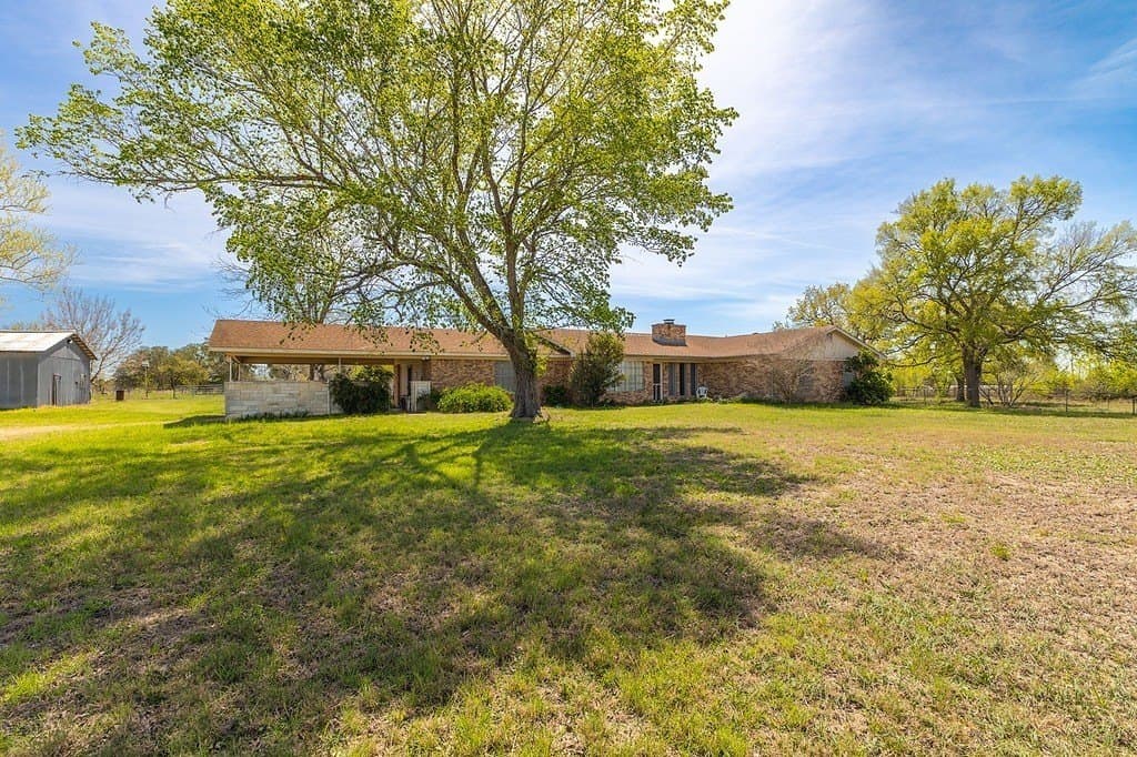 5.05 acres in Fayette County gallery image 2