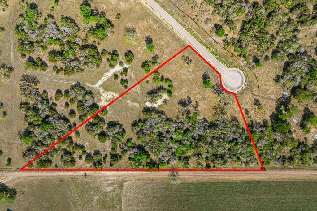 5.1 acres in Kerr County