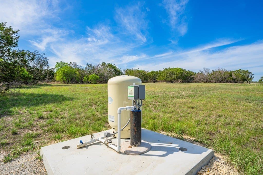 5.1 acres in Kerr County featured view