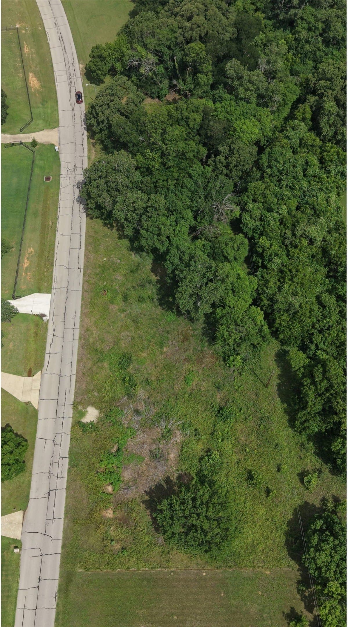 1.83 acres in Tarrant County gallery image 2