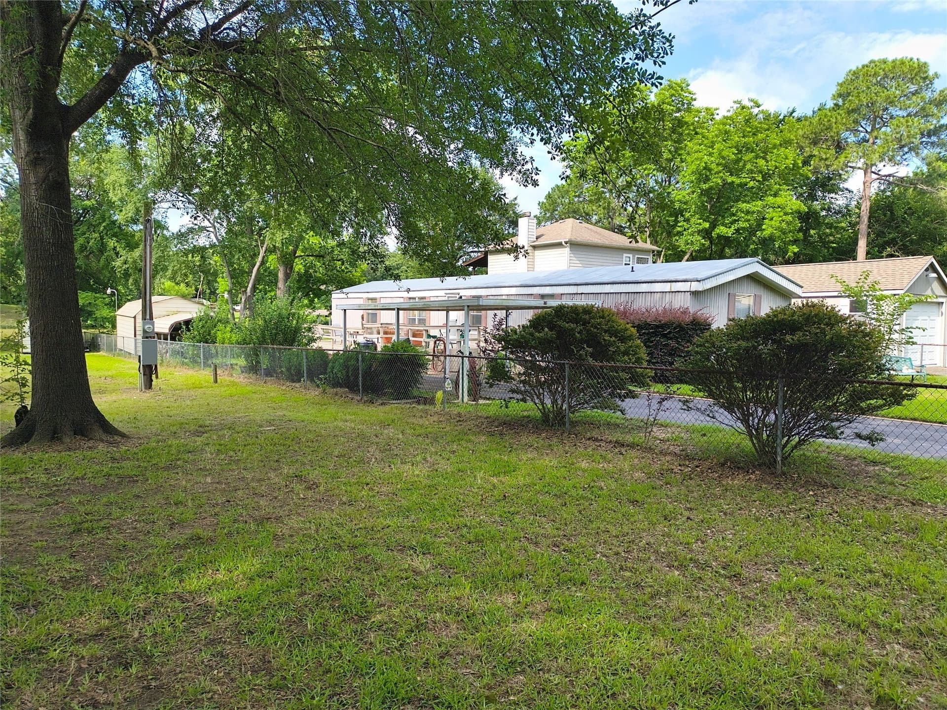 0.12 acres in Henderson County - photo 7