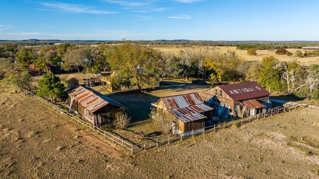 38 acres in Gillespie County gallery image 4