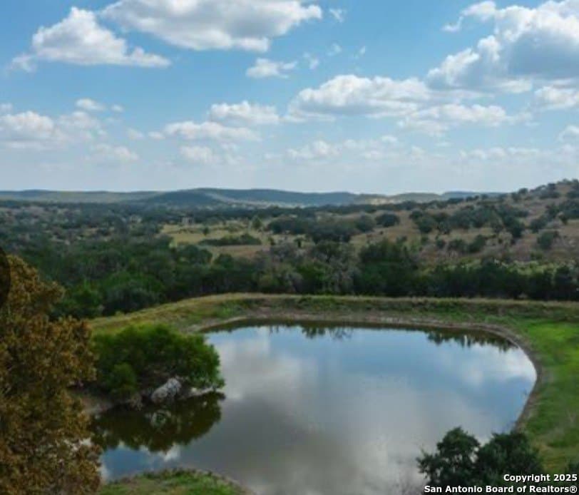 7.48 acres in Bandera County - photo 7
