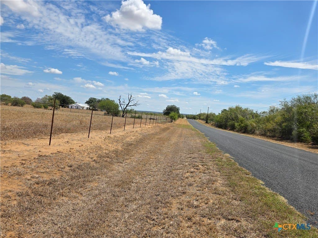 5.5 acres in Bexar County - photo 5