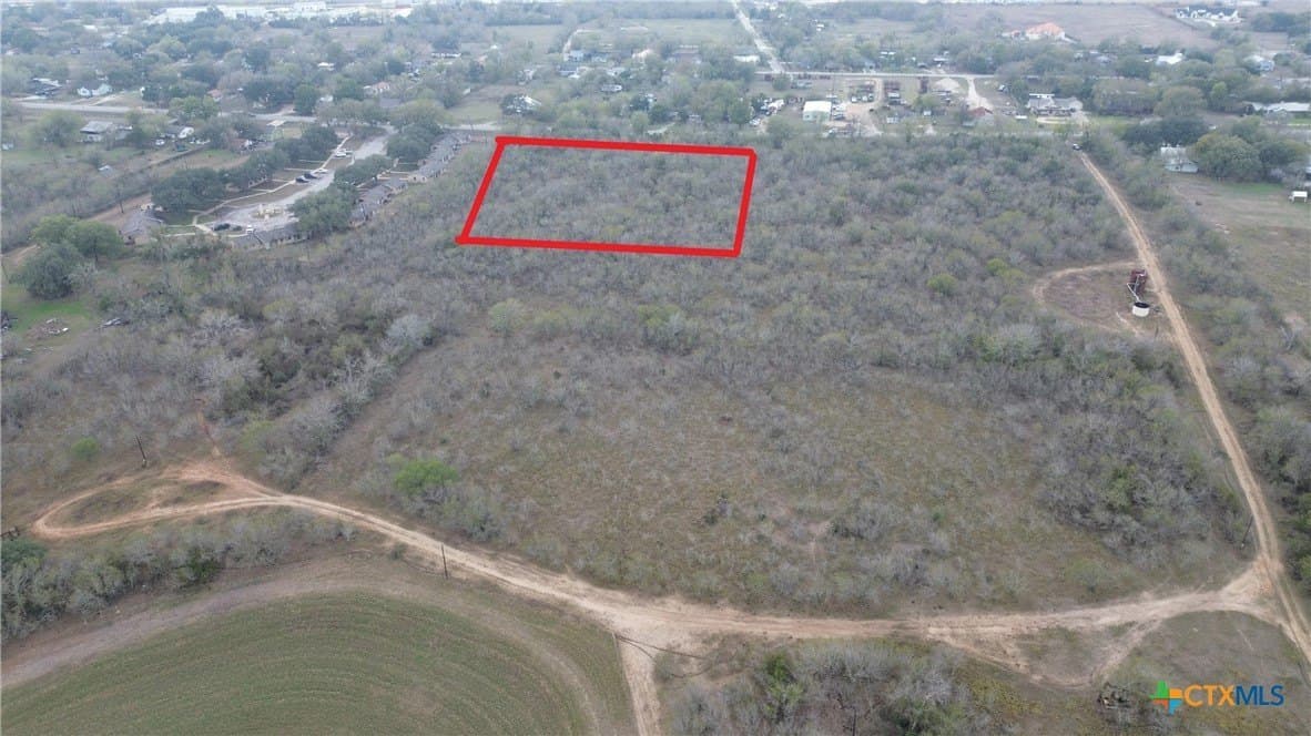 0.82 acres in Caldwell County - photo 5