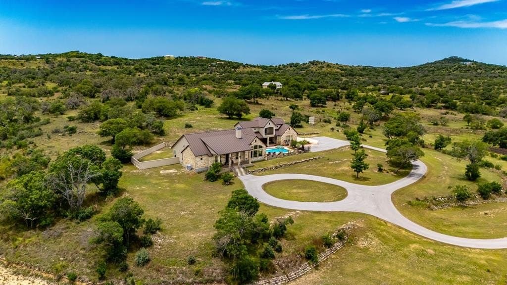 21.69 acres in Kendall County