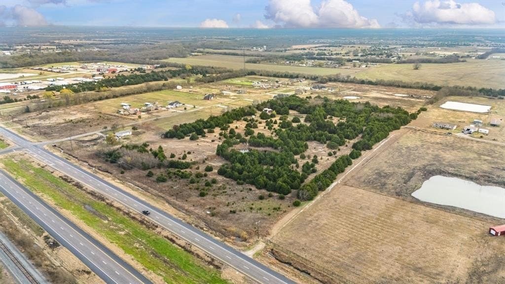 10.4 acres in Hunt County featured view