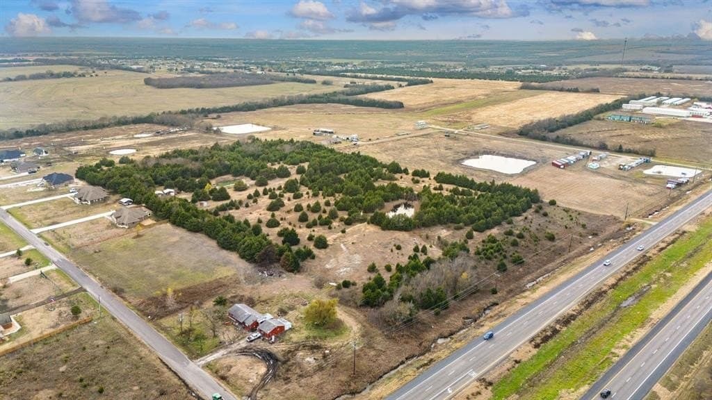 10.4 acres in Hunt County gallery image 4
