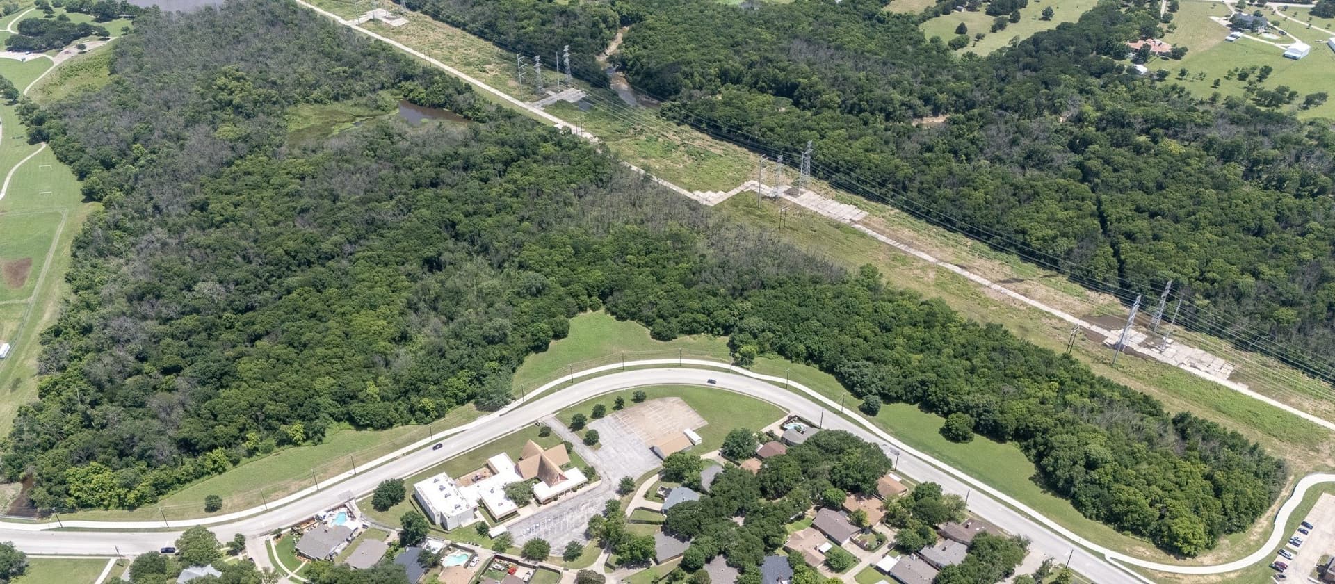 27.97 acres in Dallas County