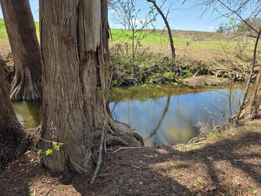 0.77 acres in Kendall County featured view