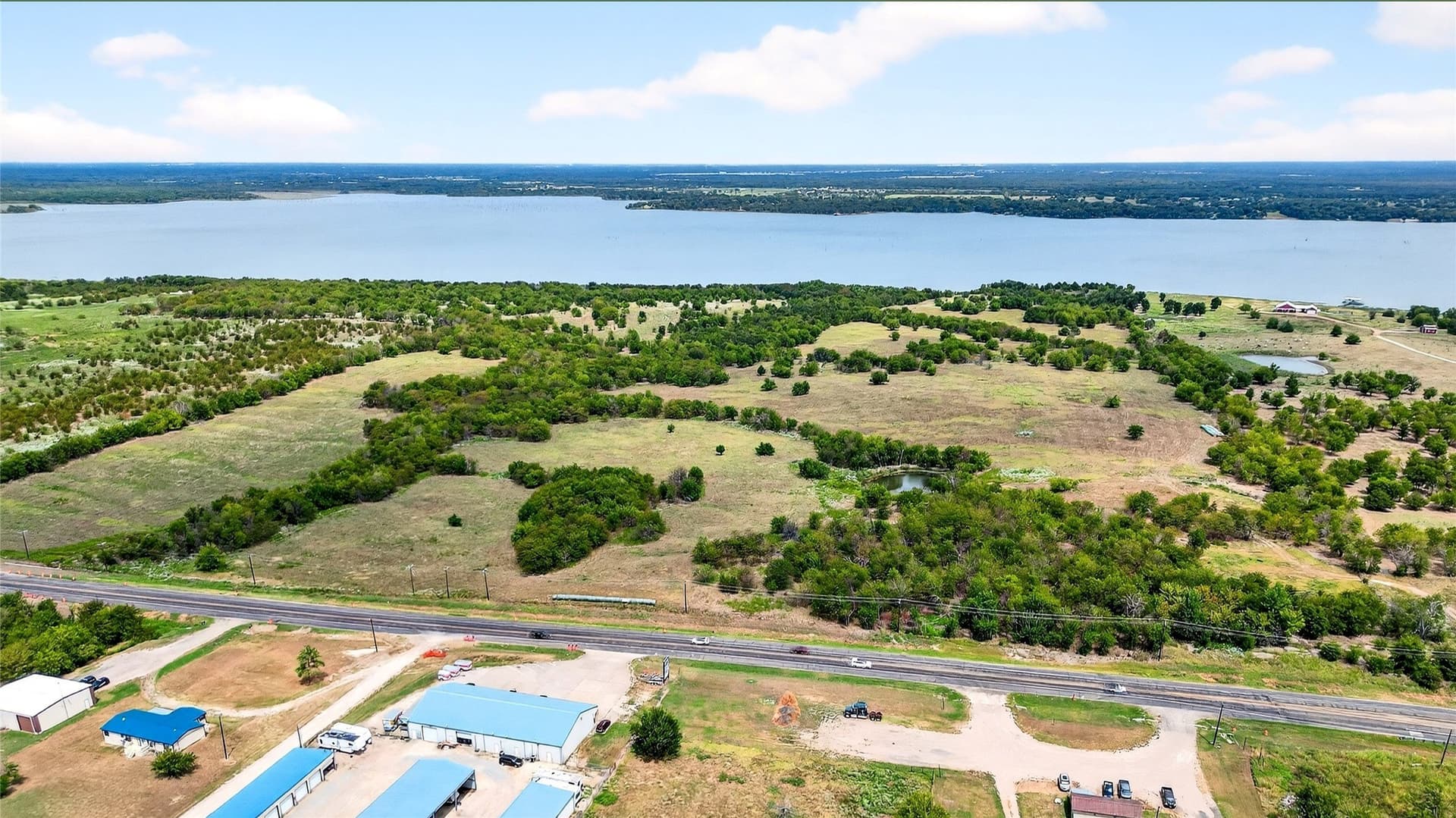 110.71 acres in Hunt County - photo 9