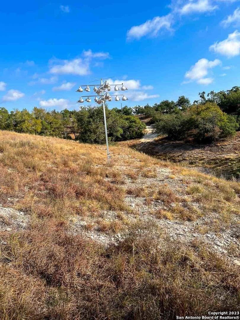 5.18 acres in Blanco County