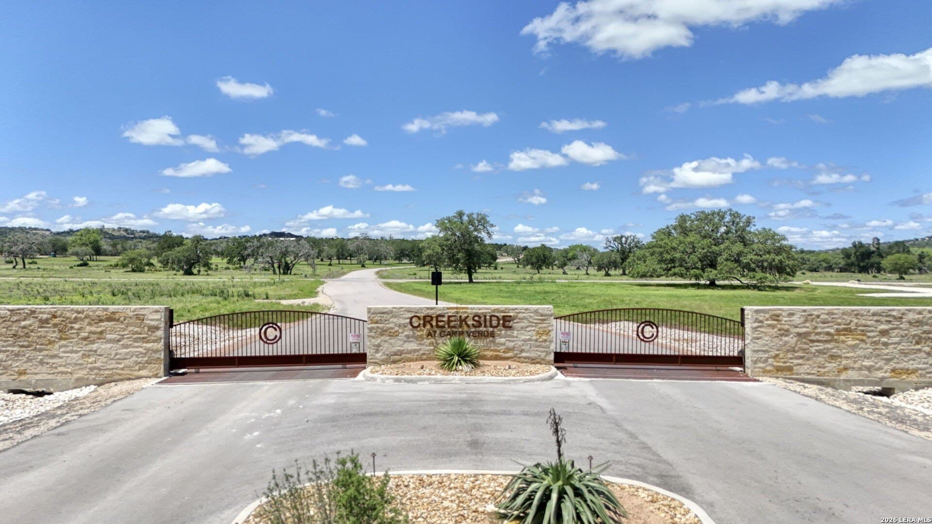 7.01 acres in Kerr County gallery image 4