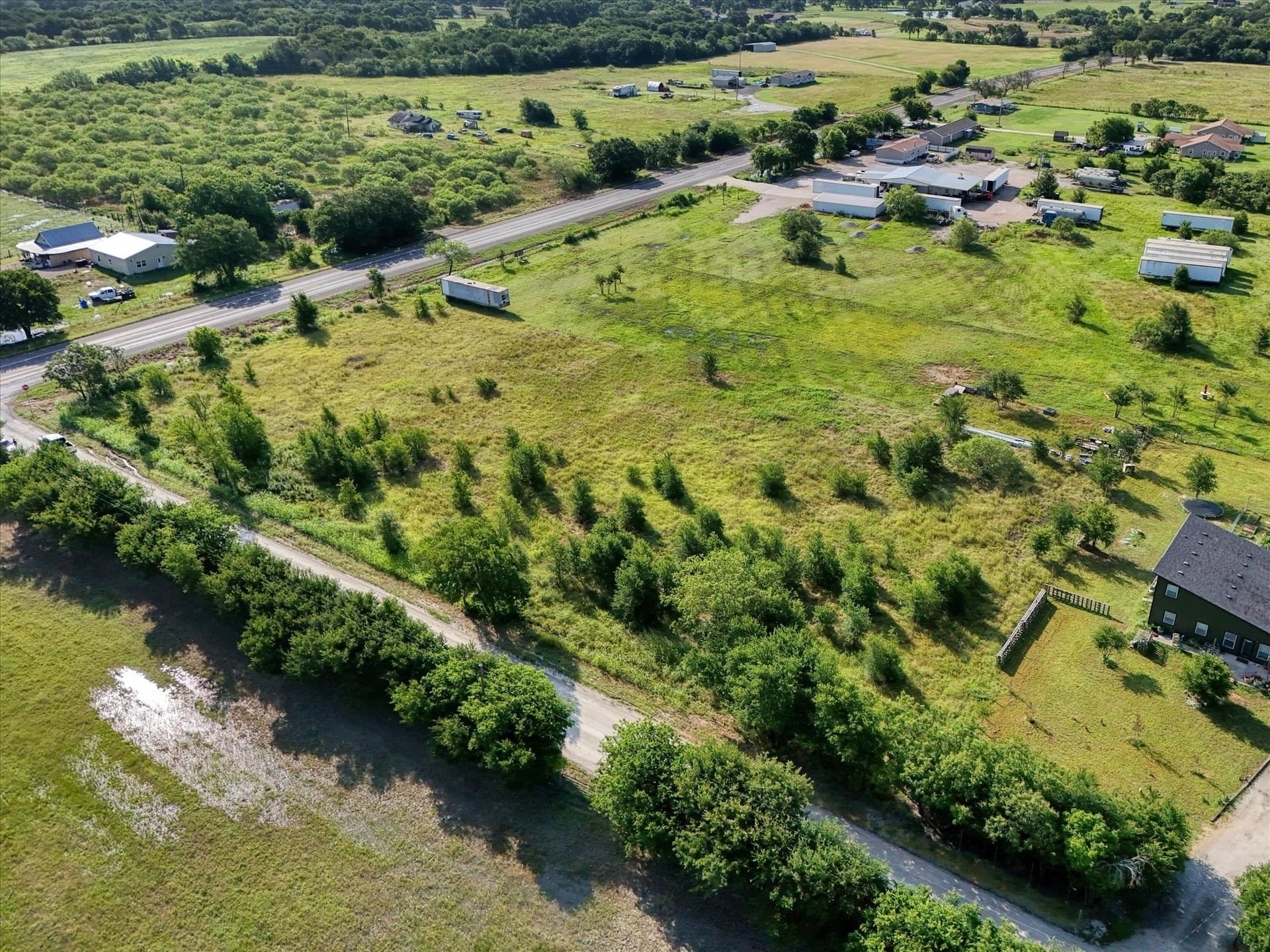 2.08 acres in McLennan County gallery image 4