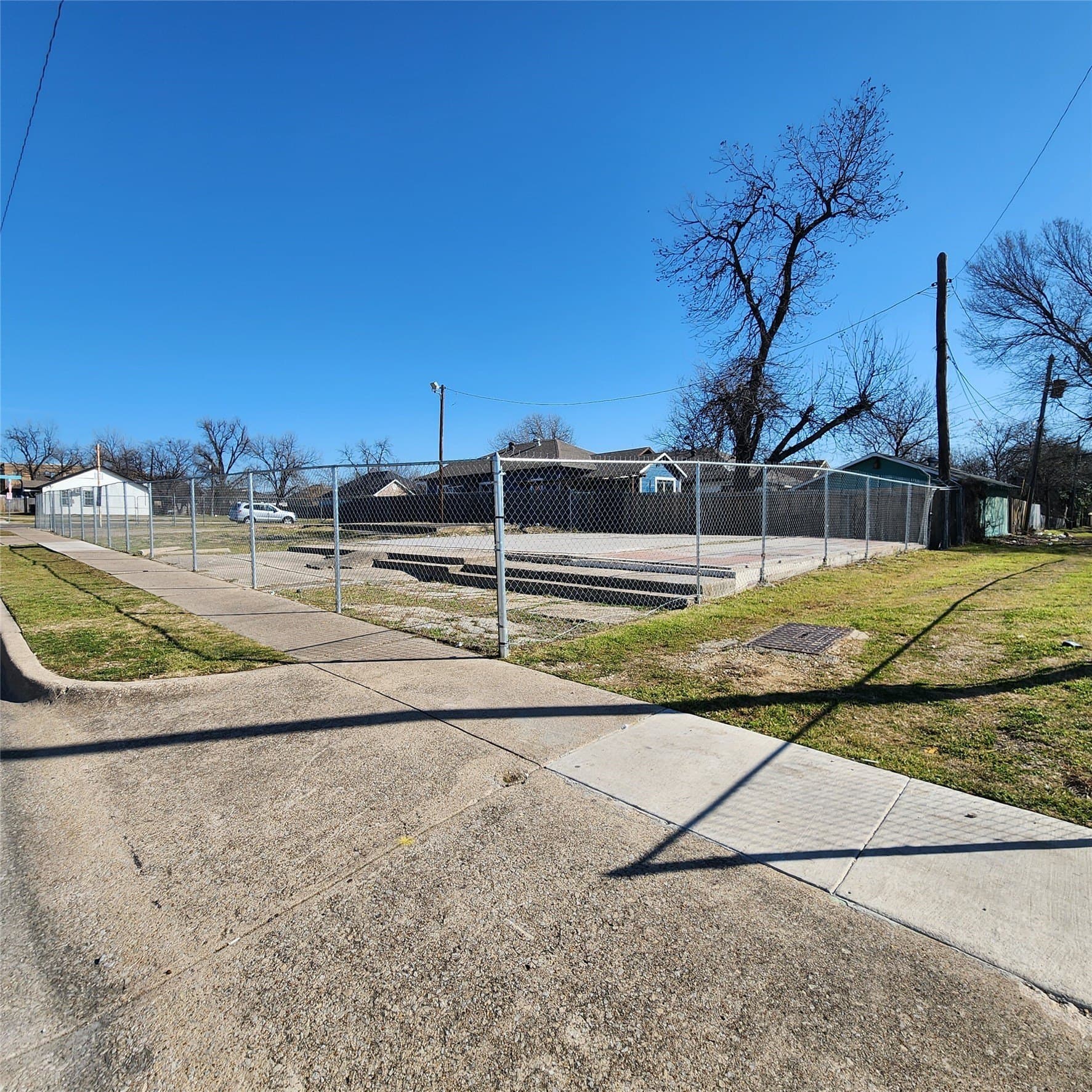 0.05 acres in Tarrant County gallery image 2