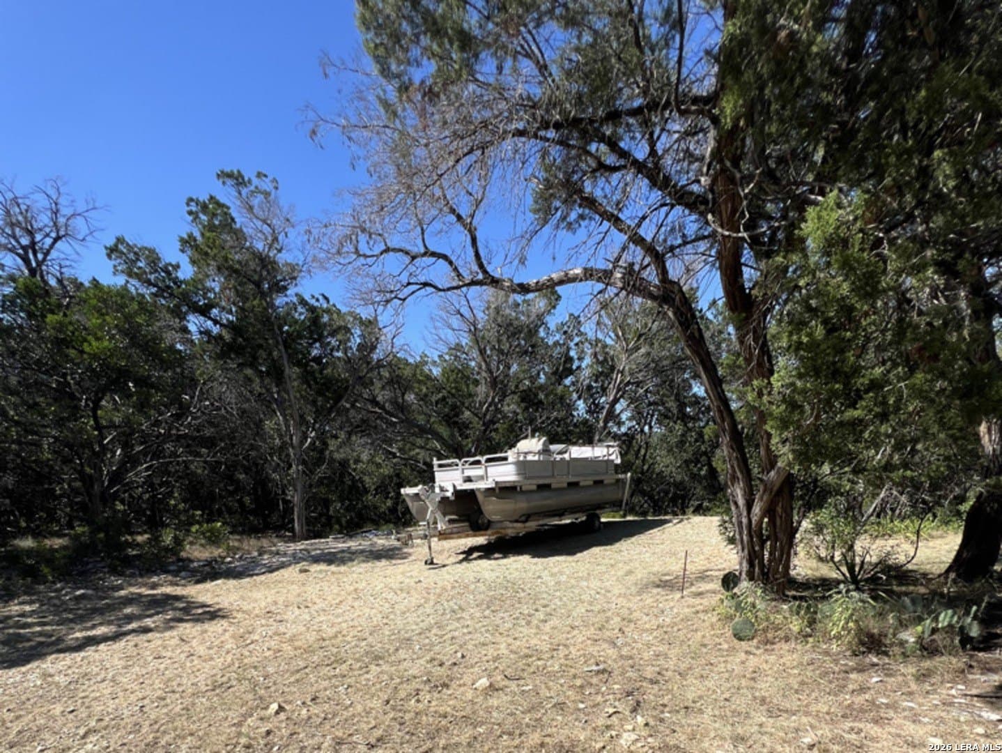 3.32 acres in Bandera County - photo 4