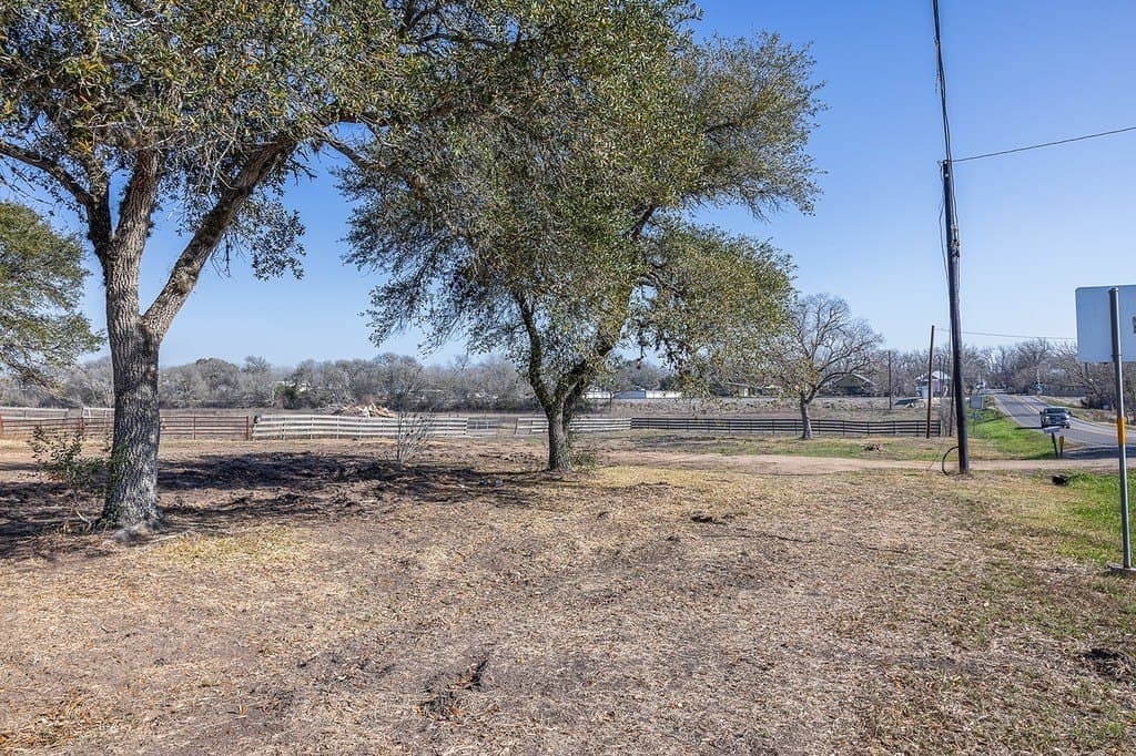 9.64 acres in Fayette County - photo 10