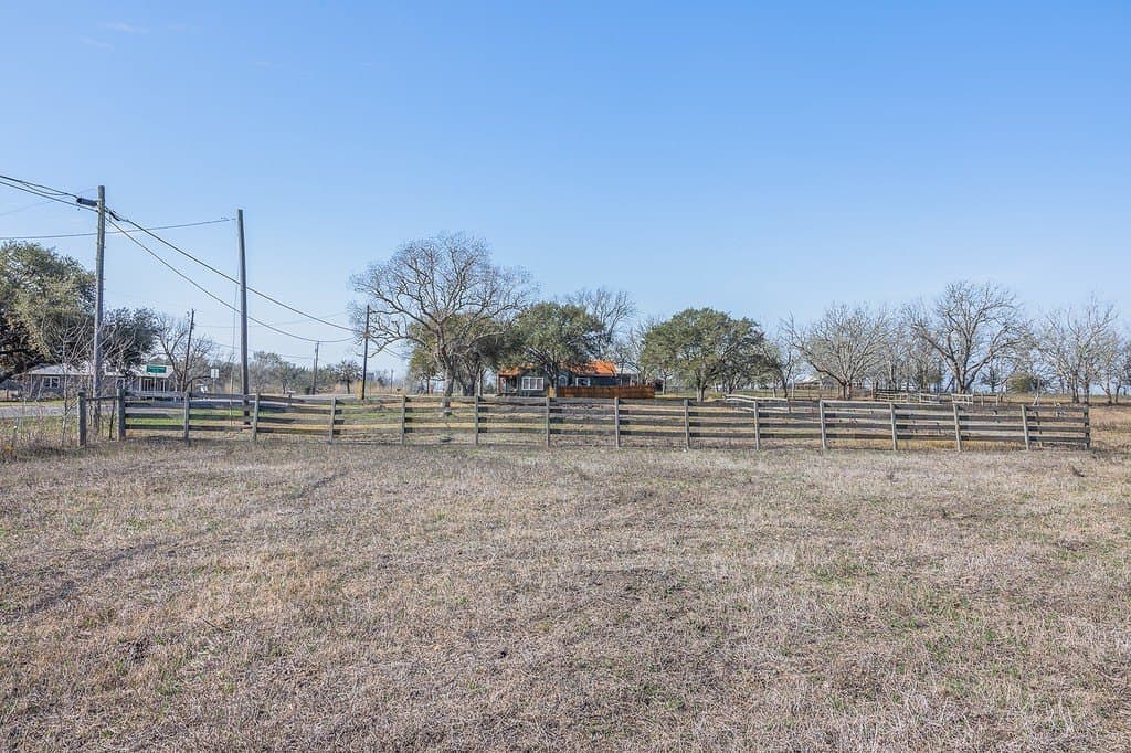 9.64 acres in Fayette County - photo 12