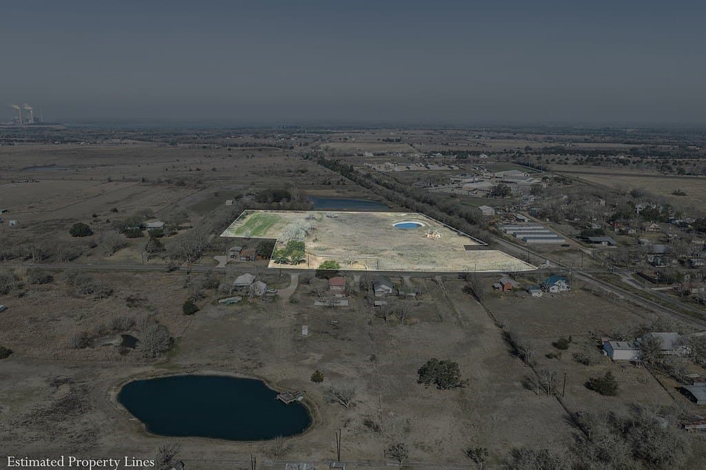9.64 acres in Fayette County - photo 19