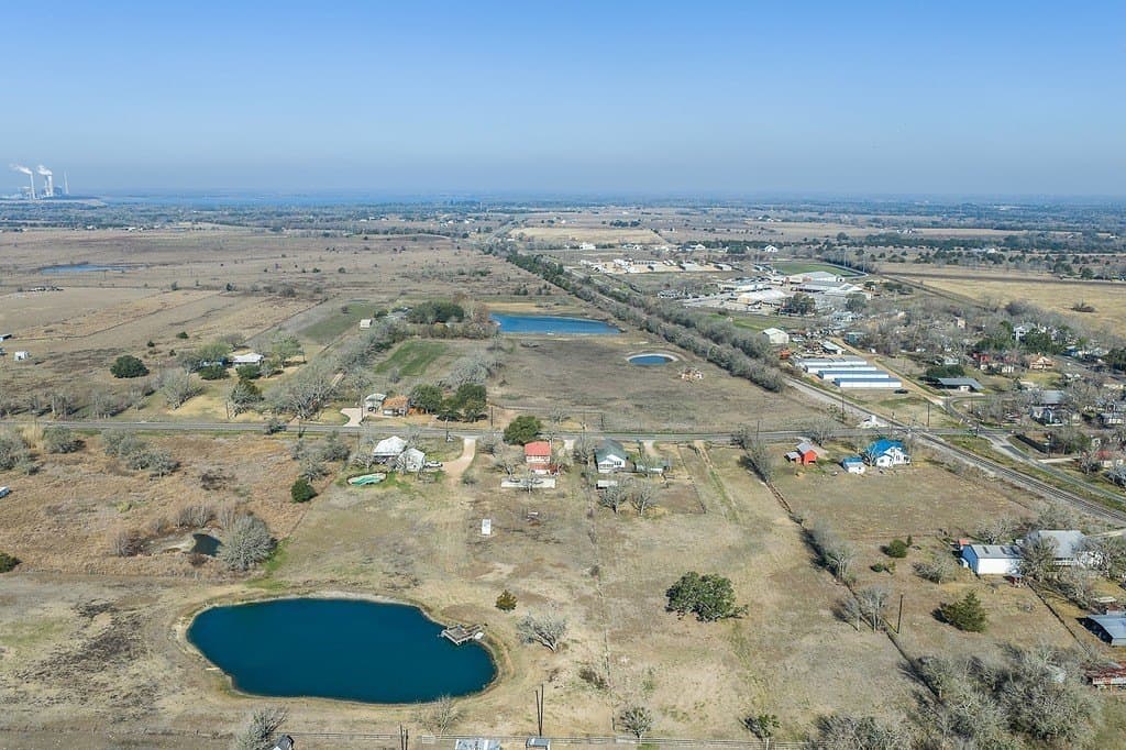 9.64 acres in Fayette County - photo 18