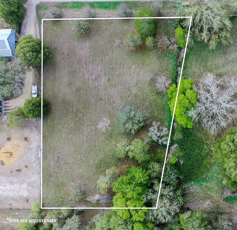 1.36 acres in Fayette County featured view