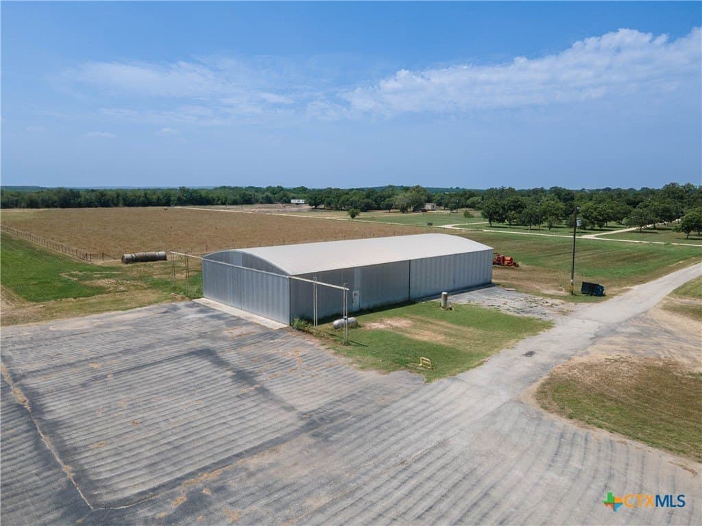 13 acres in Guadalupe County gallery image 3