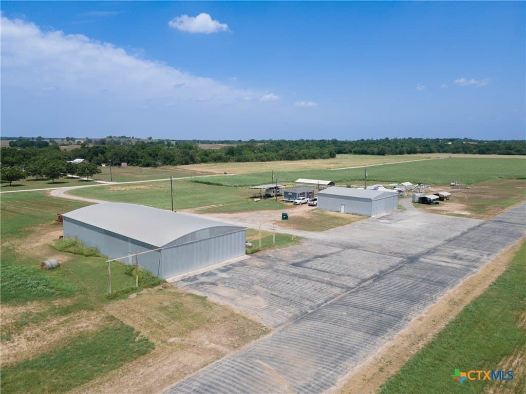 13 acres in Guadalupe County gallery image 2